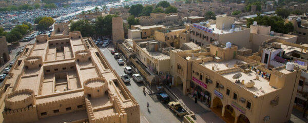 Nizwa-son-fort-et-son-souk