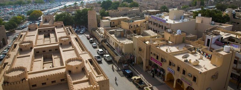 Nizwa-son-fort-et-son-souk